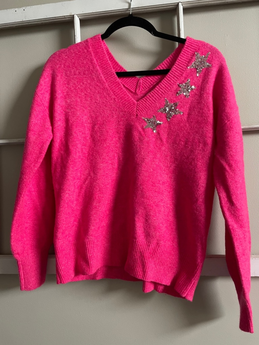 LOFT Neon Pink V‑Neck Sweater with Silver Sequin Stars